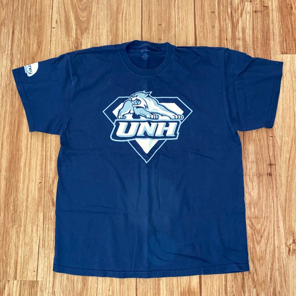 Men’s UNH T-Shirt